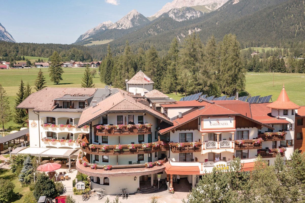 L'Alpenhotel Karwendel (foto sito Alpenhotel Karwendel) Relax e benessere, i nuovi alloggi in Tirolo per la stagione invernale